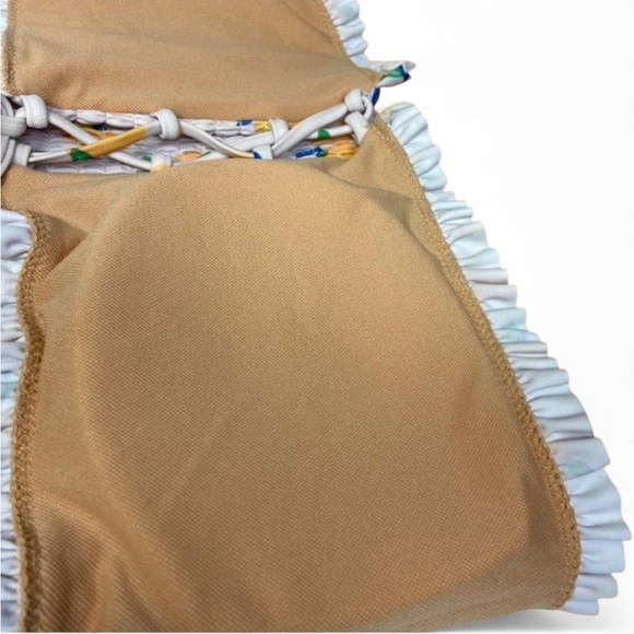 Lemon 🍋 Print Lace-Up Tube Top. - Picture 5 of 5